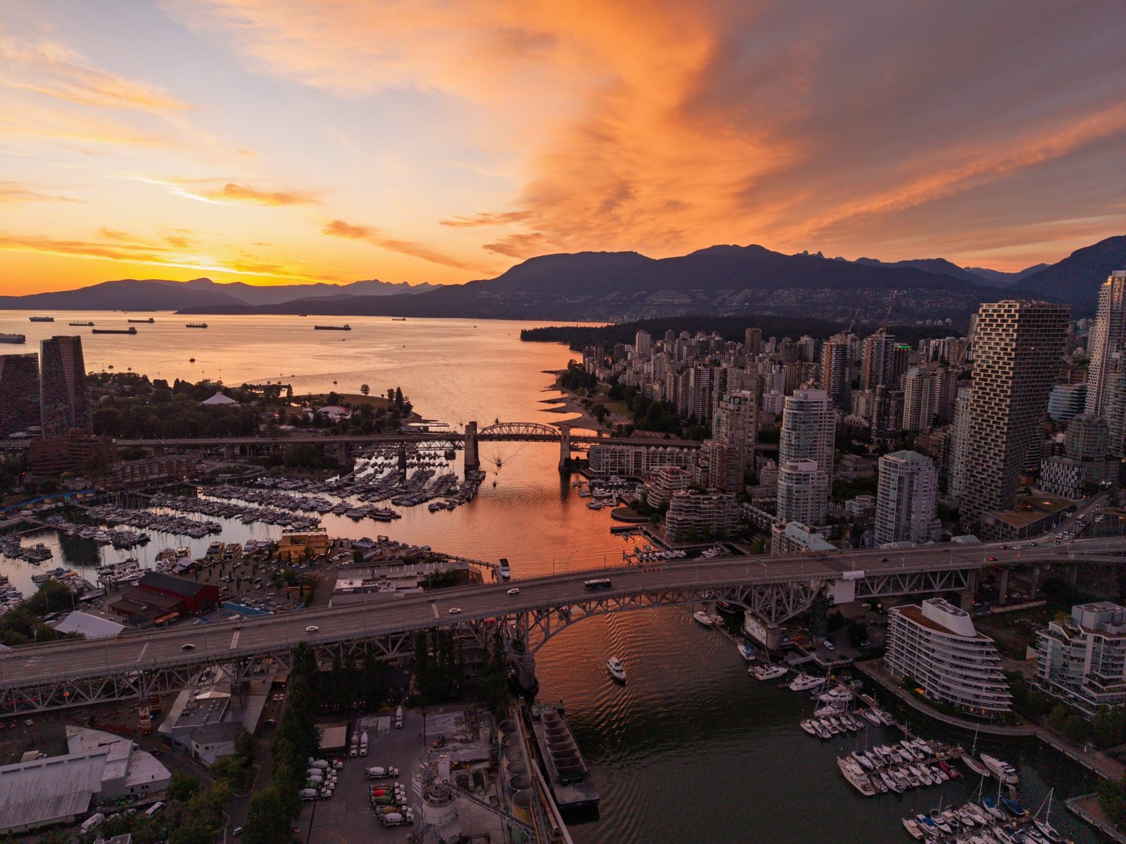 Vancouver aerial drone photography by Roberto Florencio